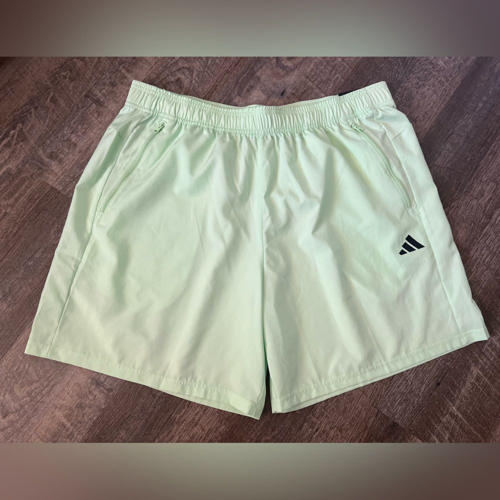 Adidas Men's Training Woven Shorts 7" -Size 2XL‎